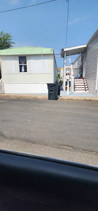 Costa Mobile Home Park Picture 7