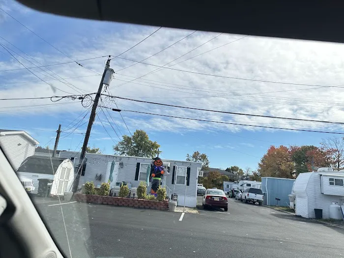 Costa Mobile Home Park Picture 6