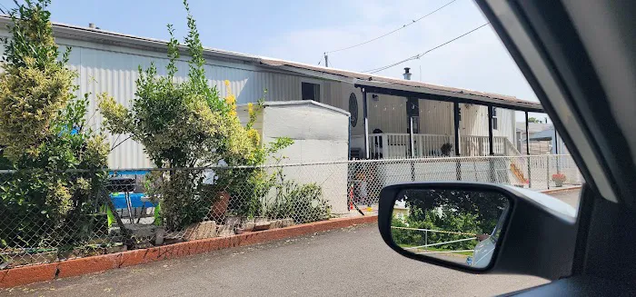 Costa Mobile Home Park Picture 3
