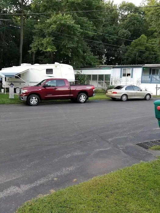 Finn's Mobile Home Park & Sales Picture 5