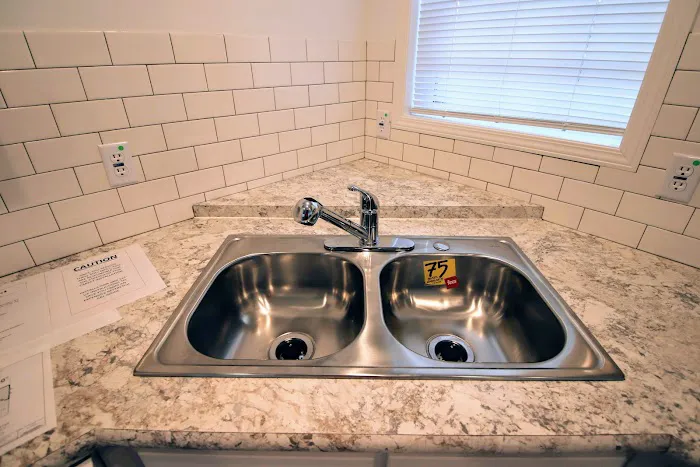 Edison Mobile Estates Picture 2