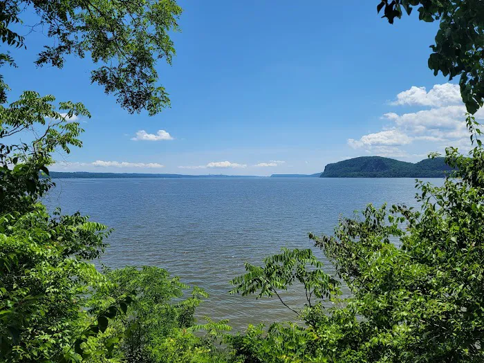 Croton Point Park Campground Picture 2