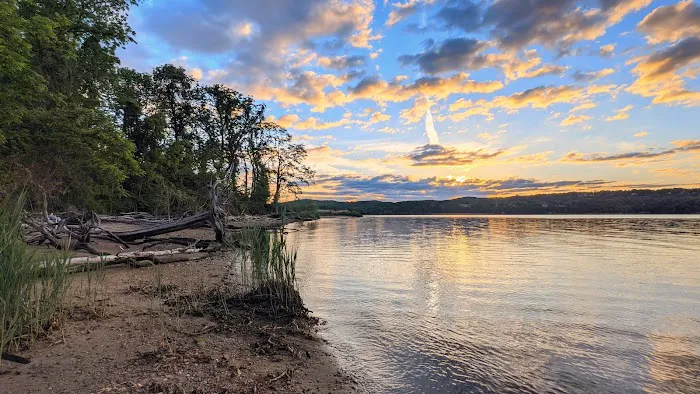 Croton Point Park Campground Picture 5
