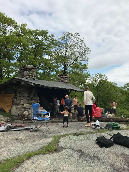 Dutch Doctor Shelter Picture 9