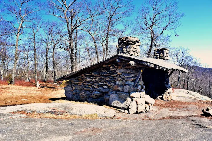 Big Hill Shelter Picture 3