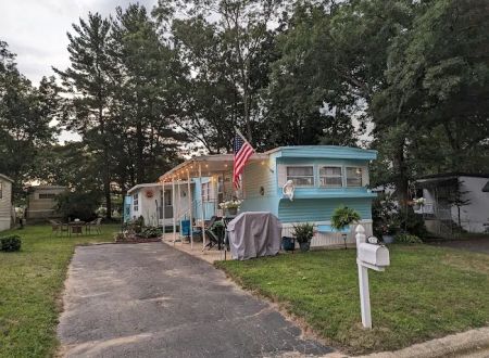 Roberts Mobile Home Park