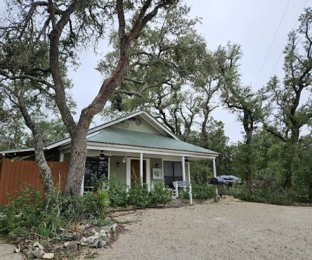 Mystic Hill Cottages