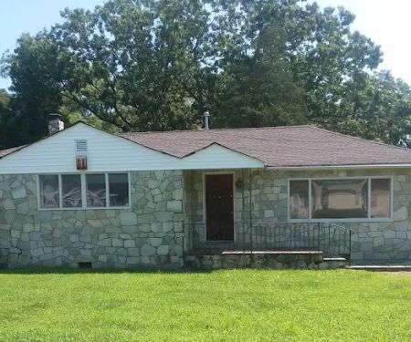 California Village Mobile Home Park