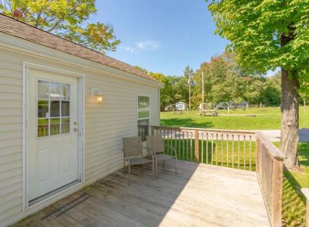 Sun Retreats Pleasant Acres Farm