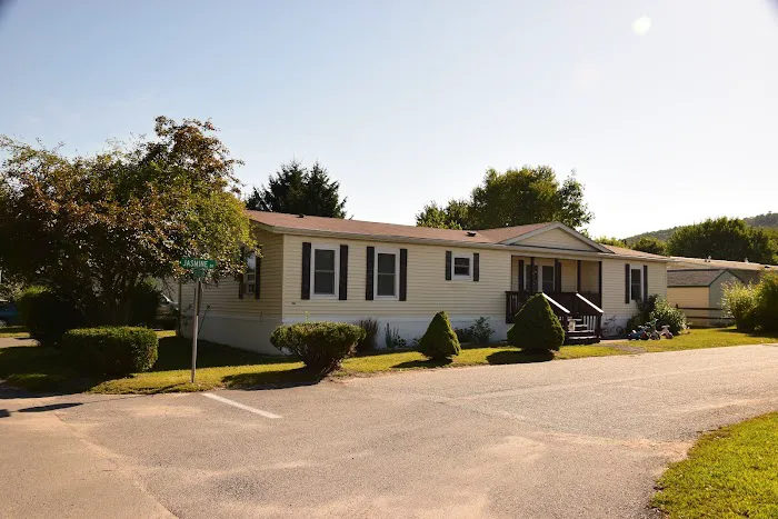 Huguenot Estates Manufactured Home Community Picture 7
