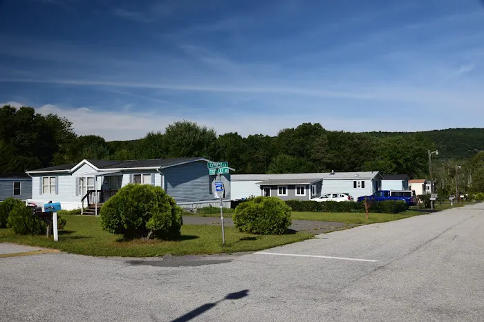 Huguenot Estates Manufactured Home Community Picture 6