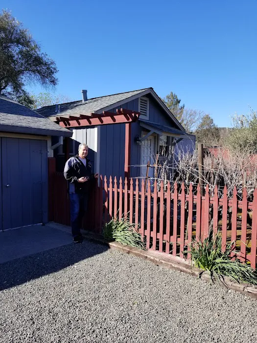 Andrea's Hidden Cottage Picture 3
