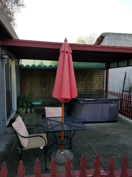 Andrea's Hidden Cottage Picture 4