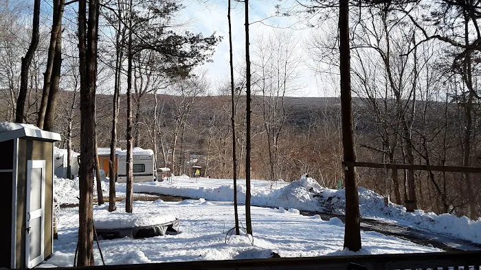 Bear Creek Campgrounds Picture 10