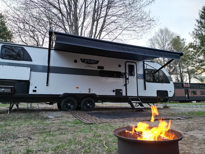 Lake Haven Campground Picture 9