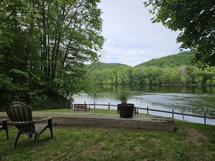 Driftstone Campground Picture 2