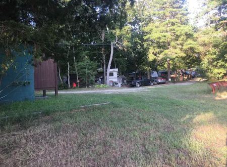 Arrowhead Camp and RV Park