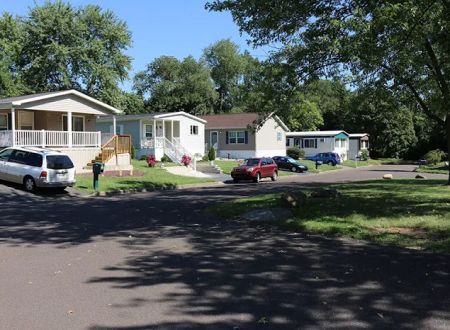 Pennwood Crossing Manufactured Home Community