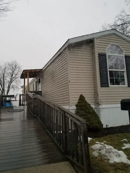 Breezy Acres Mobile Home Park Picture 2