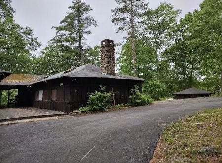 Camp Herald 角聲疊湖營