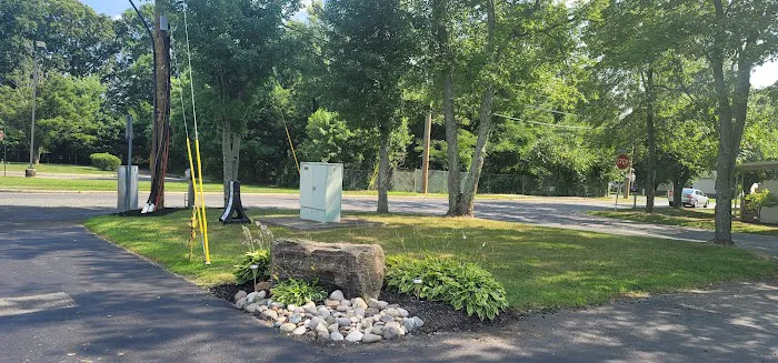 Colonial Estates Picture 8