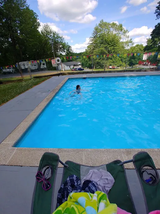 Shady Acres Campgrounds Picture 2