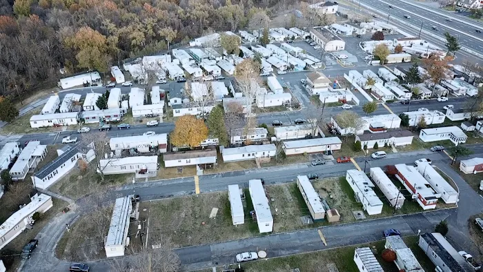 Willow Woods Mobile Home Park Office Picture 3