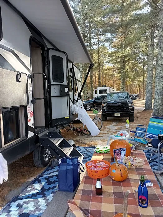 Holly Acres Campground Picture 7