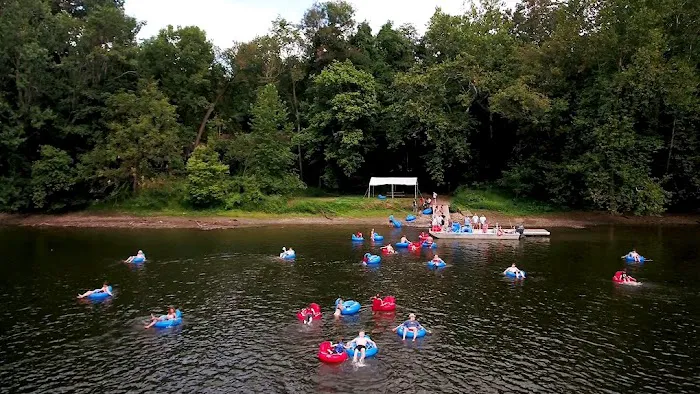 Treasure Island River Camping Picture 4