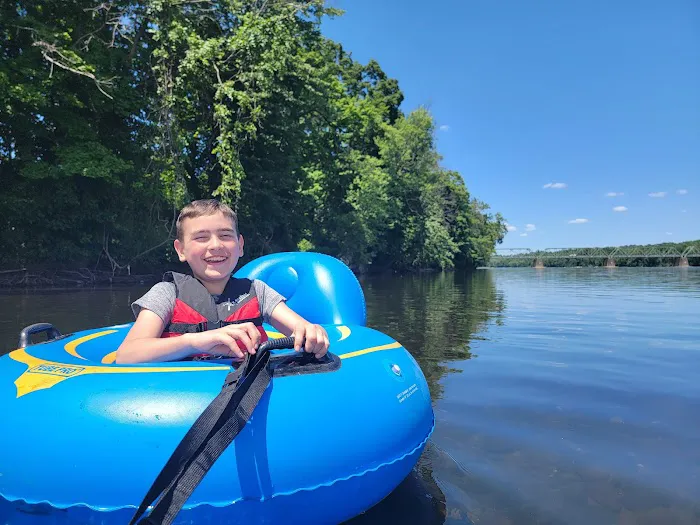 Treasure Island River Camping Picture 8