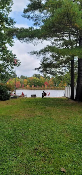 Kingston Cottage By The Lake Picture 6