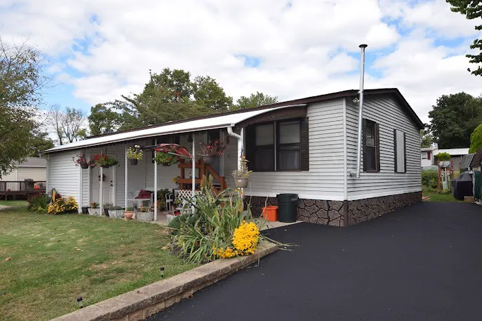 Valley Forge Crossing Manufactured Home Community Picture 5