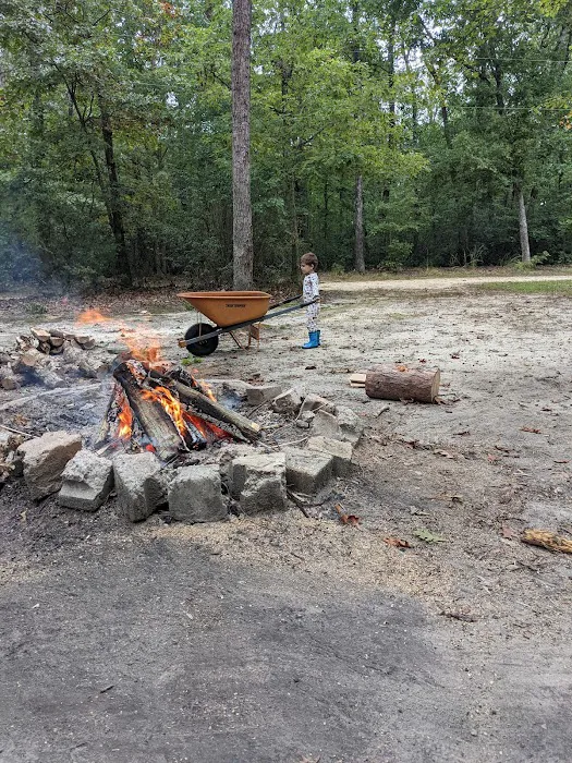Camp Acagisca Picture 2