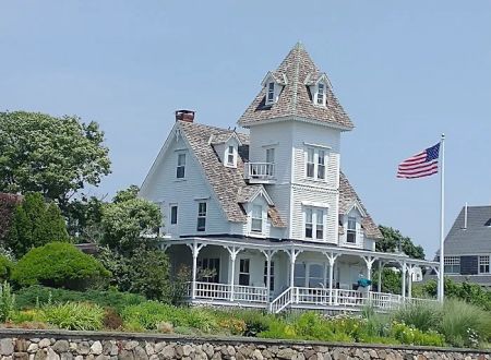 Philbrick's By the Sea