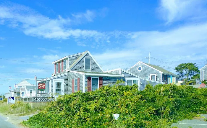 Woody Glen Cottages Picture 1