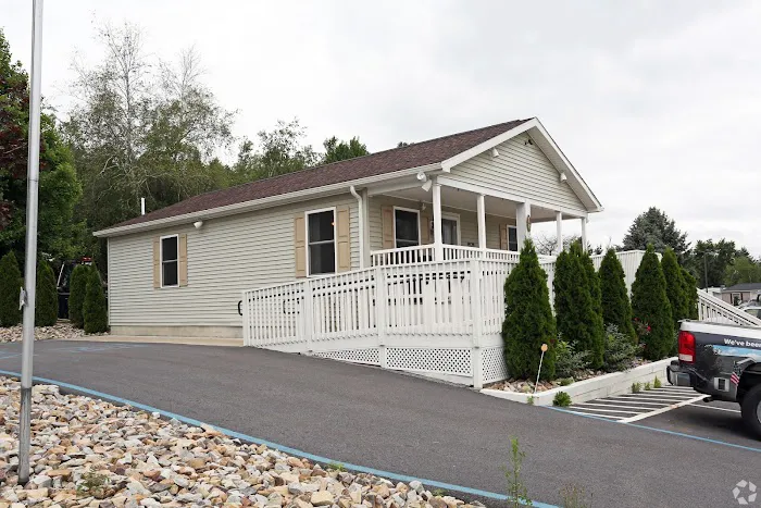 Maple Manor Picture 10