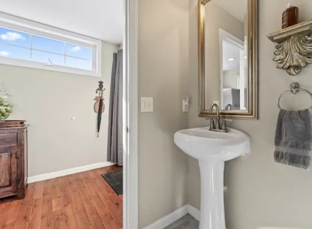 Perkins Cove Oceanfront Cottage