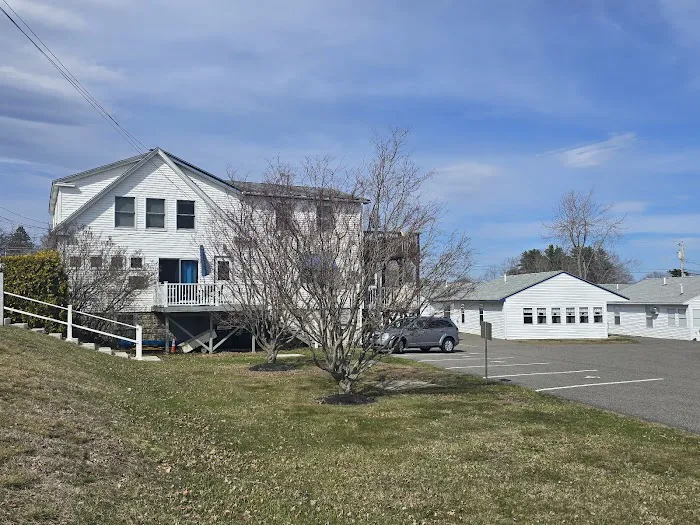 Watercrest Cottages & Motel Picture 3