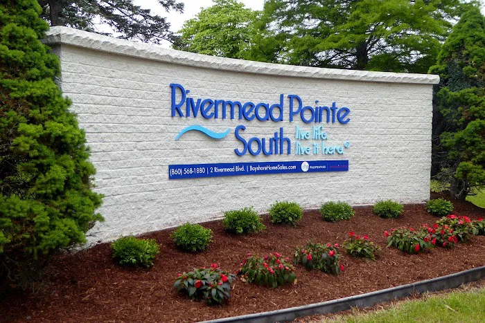 Rivermead Point North / South Manufactured Home Community Picture 3