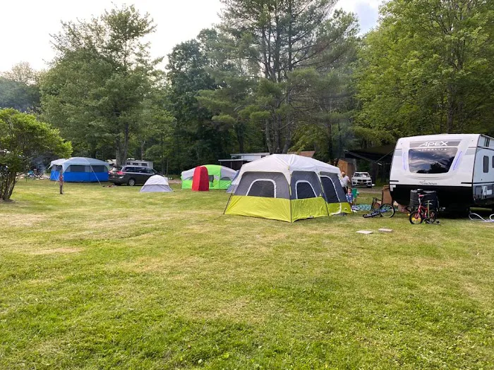 Swan lake Campground Picture 4