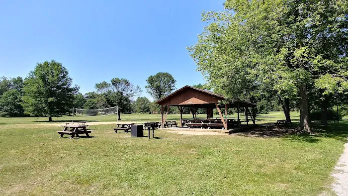 Burba Lake Cottage Picture 2