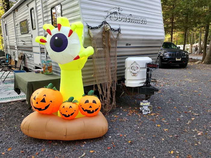 Four Seasons Campground Picture 3