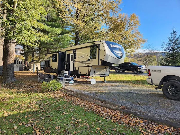 Chestnut Lake Campground Picture 1