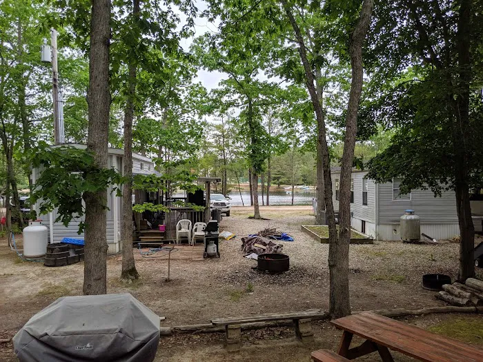 Lazy River Campground Picture 3
