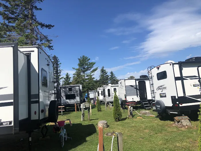 Holiday Haven Campground Picture 4