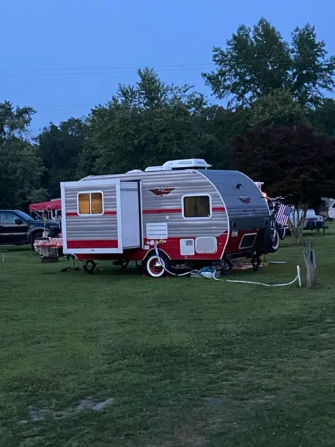 Colonial Meadows Family Campground Picture 2