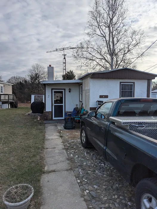 Sunrise Trailer Court Inc Picture 4