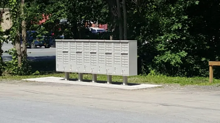Pine Haven Mobile Home Community Picture 4