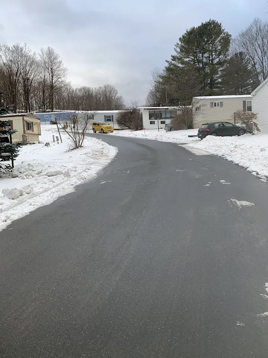 Lake Onota Village Picture 4