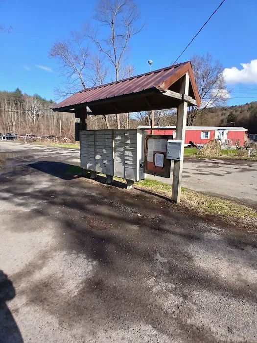 Creekside Mobile Home Park Picture 3